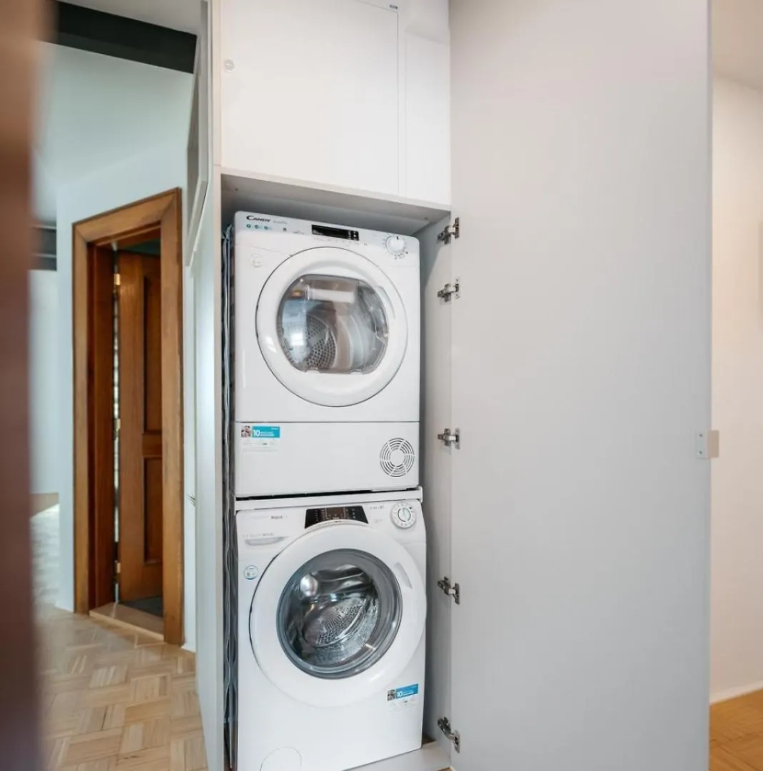 Dot 3 Bdr Apartment With Tyn Cathedral View & Ac Prag 0*,  Tschechische Republik
