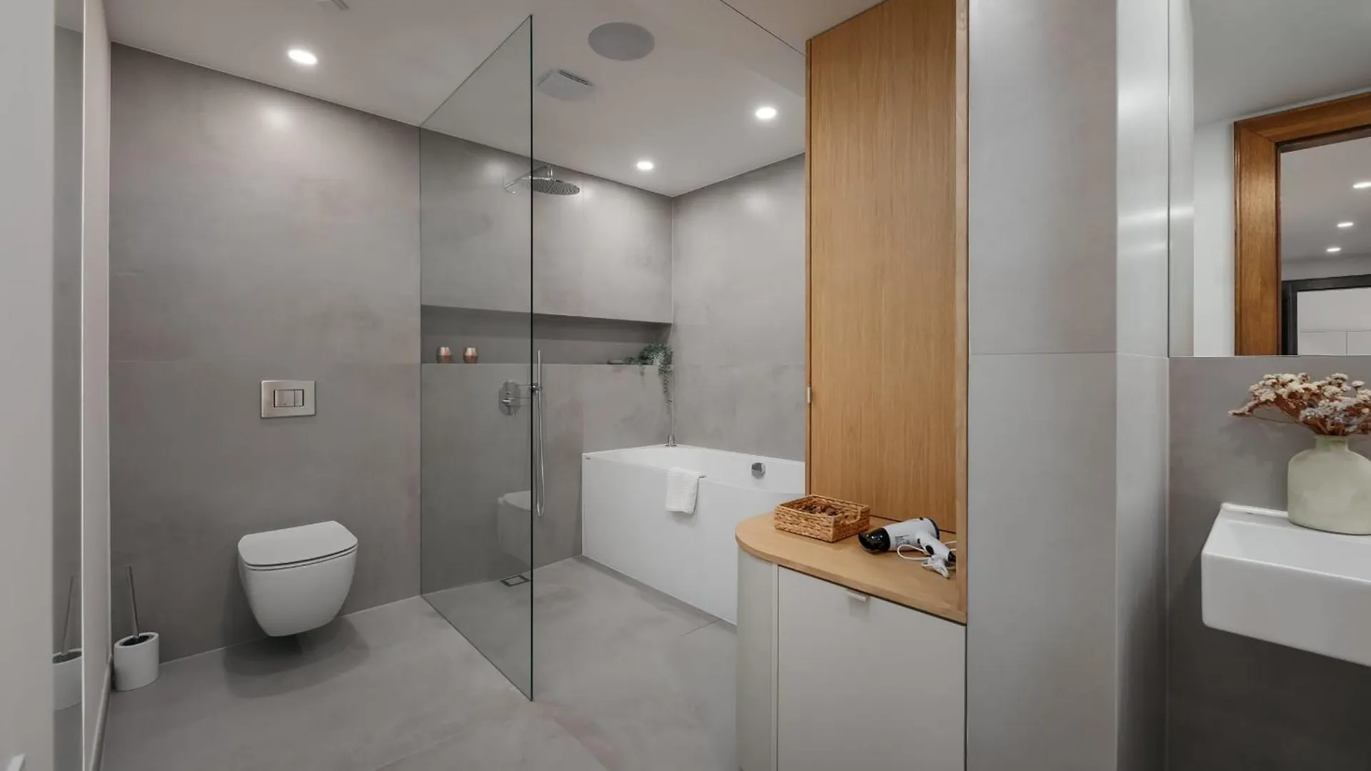 Dot 3 Bdr Apartment With Tyn Cathedral View & Ac Prag