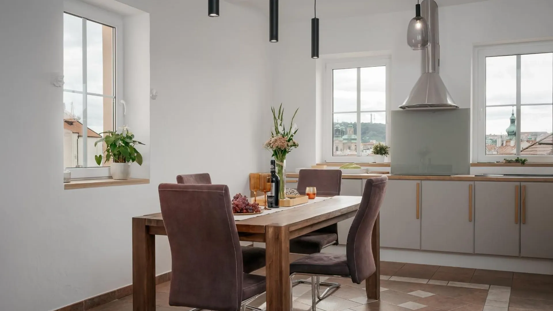 Dot 3 Bdr Apartment With Tyn Cathedral View & Ac Prag 0*,