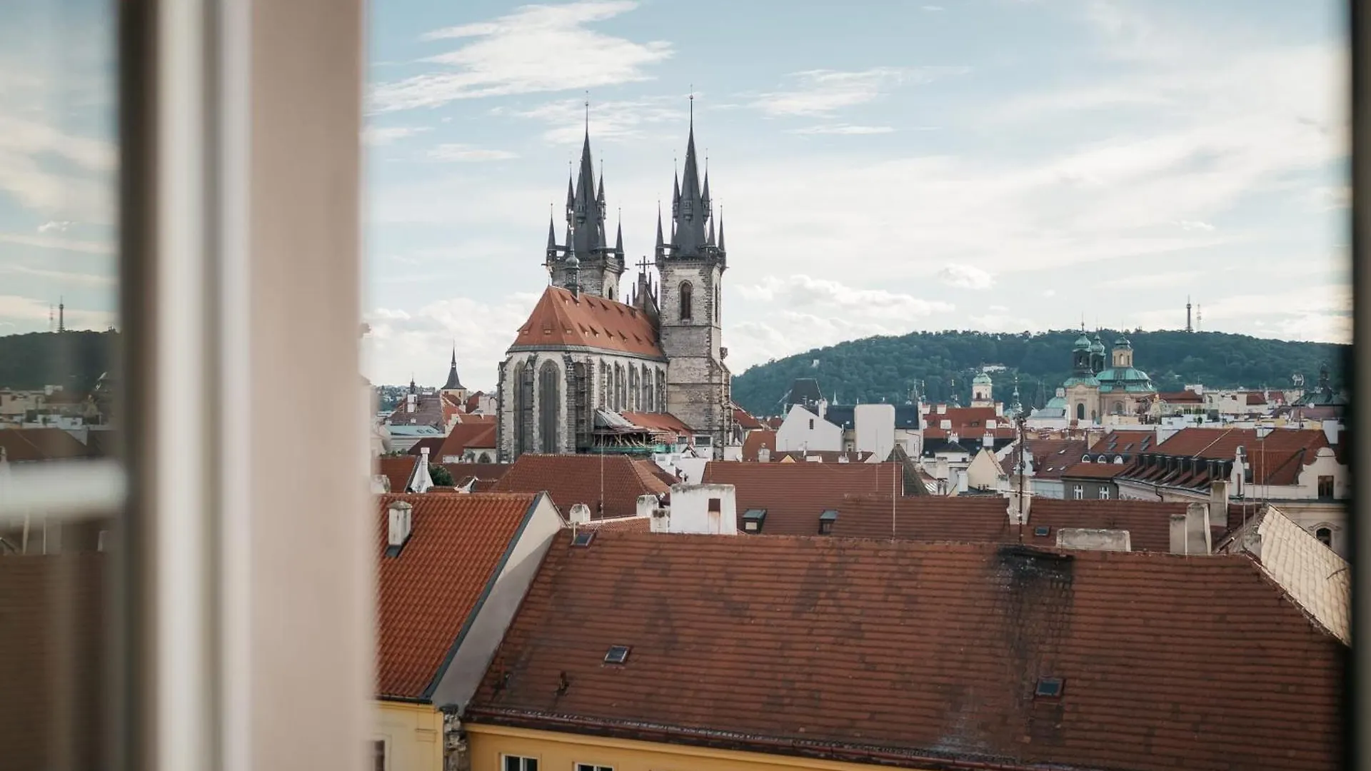 Dot 3 Bdr Apartment With Tyn Cathedral View & Ac Prag 0*,